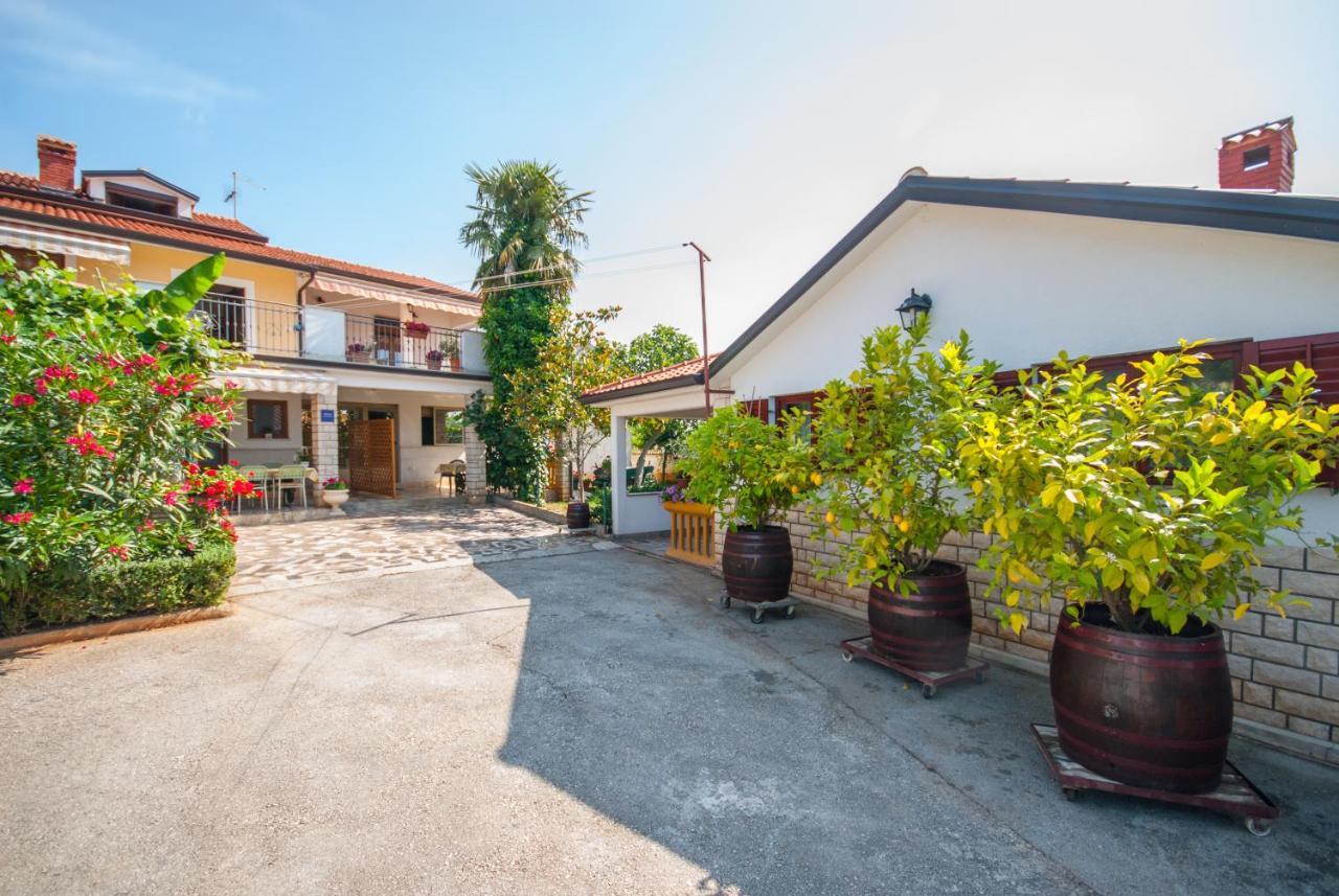 Apartamento Haus Roko Rovinj Exterior foto