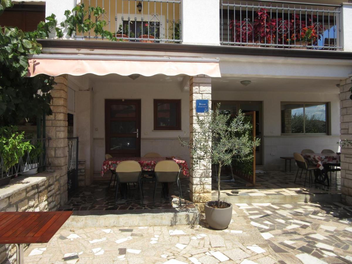 Apartamento Haus Roko Rovinj Exterior foto