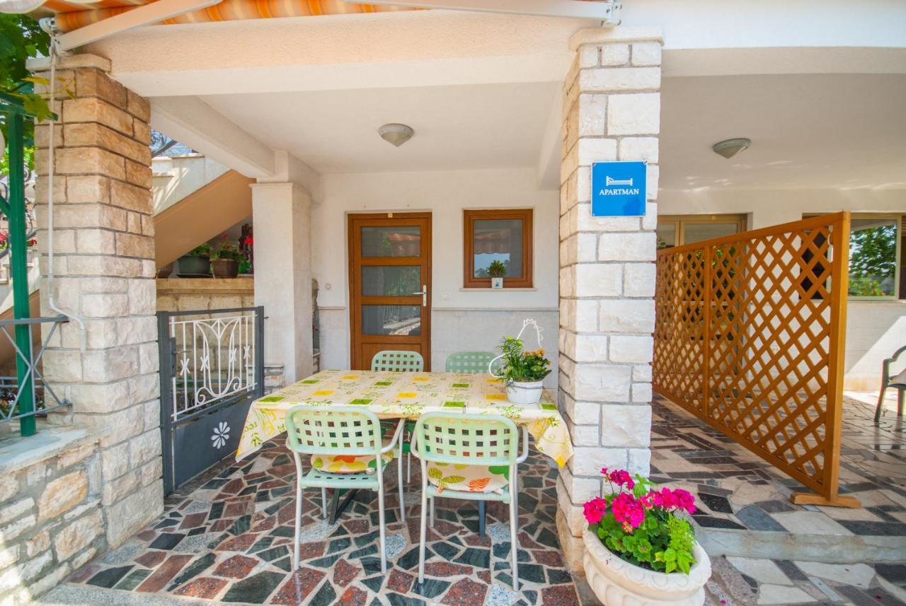 Apartamento Haus Roko Rovinj Exterior foto