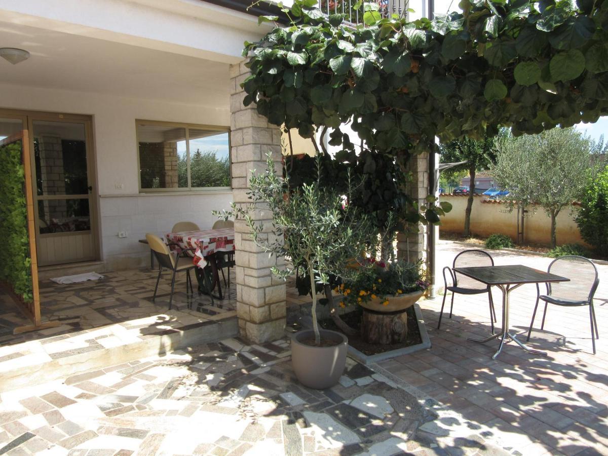 Apartamento Haus Roko Rovinj Exterior foto